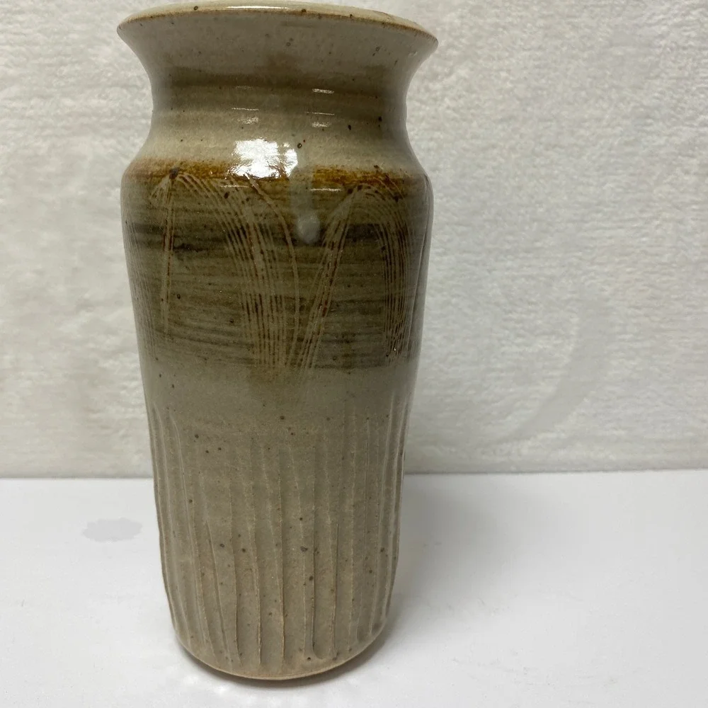 Stoneware Signed Vase‎ Beige Earthy Glaze Textured Vertical Lines Art Pottery